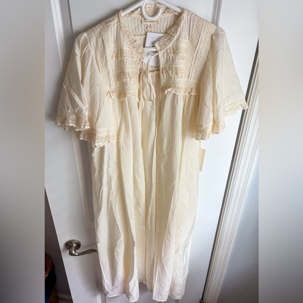 NWT Camellia Cream Lace-Trim Nightgown Chemise Robe - Picture 4 of 8
